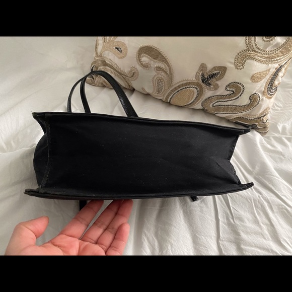 🖤Fendi baguette bag 🖤 - Picture 2 of 11